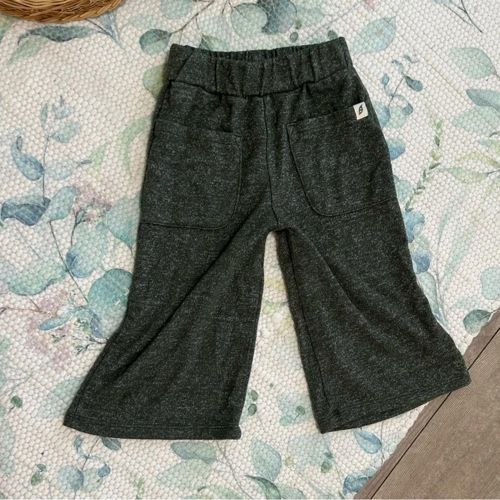 New Easy-Peasy Toddler Girl Hacci Wide Leg Pant Size 2T New without tags